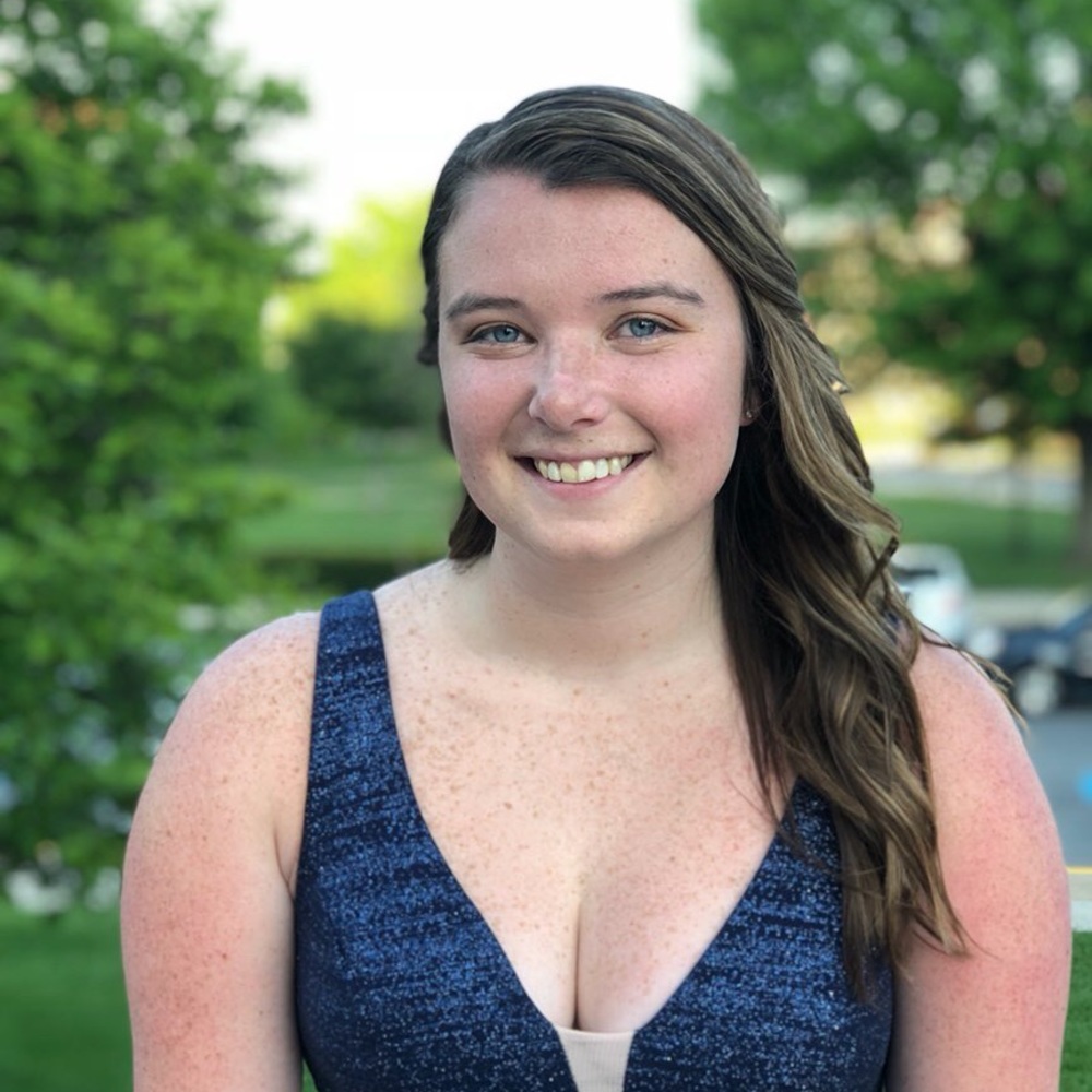 Meet your Posher, Courtney